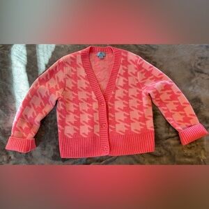 CeCe Medium Pink Houndstooth Women's Sweater. PTP 21”